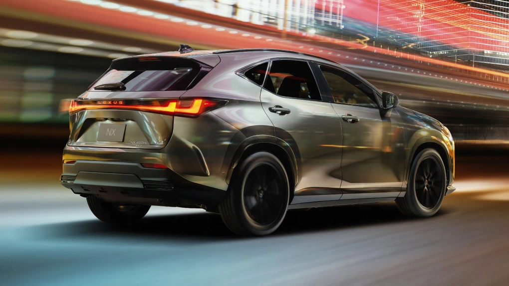 Lexus NX facelift: nội thất lột xác, hybrid mạnh hơn mọi kỳ vọng