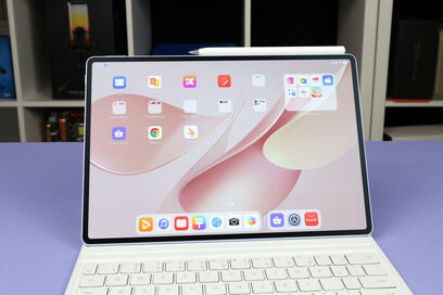 Huawei MatePad Air 12 inch và iPad Air: màn hình OLED mờ có đủ sức lật kèo?
