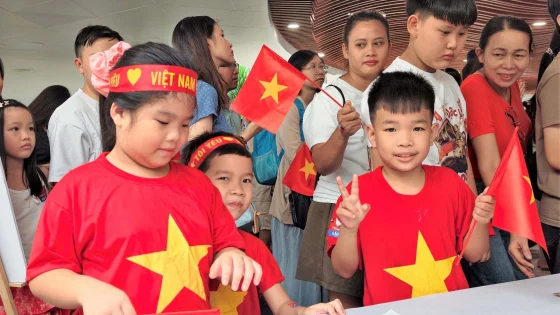 Công nghệ VR đưa hàng nghìn người trở lại thời khắc độc lập