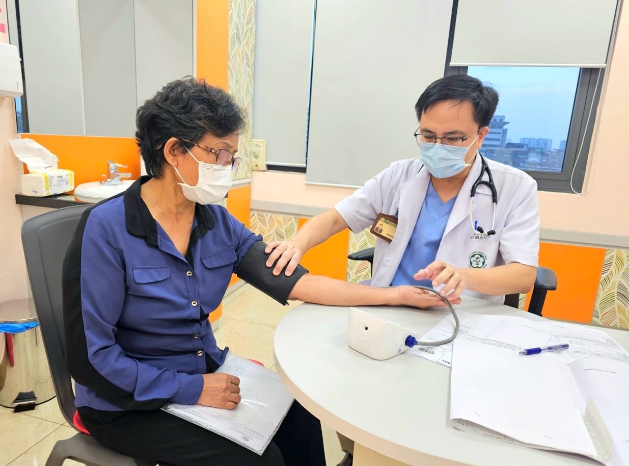 Những triệu chứng tiêu hóa dễ bị bỏ qua có thể là tín hiệu ung thư dạ dày và tuyến tụy