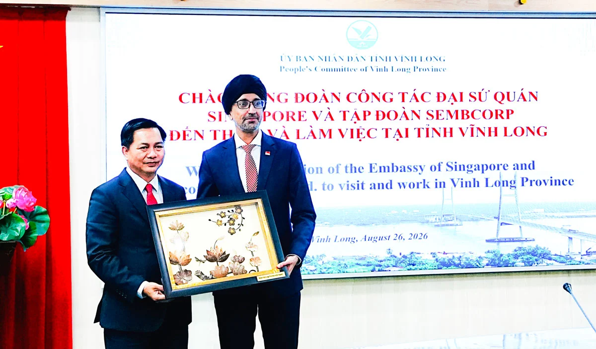 Vĩnh Long – Singapore bắt tay làm nông nghiệp công nghệ cao