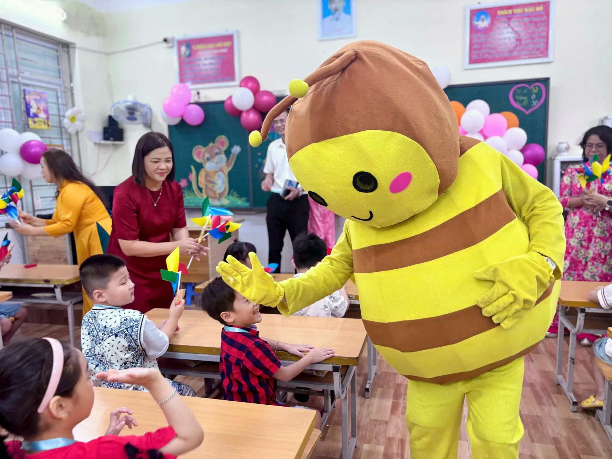 Các trường học mới khai giảng: tiện ích hiện đại nào chờ đợi học sinh?