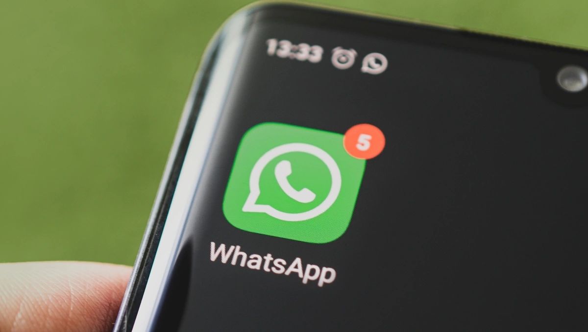 Cách dùng cài đặt WhatsApp để bảo vệ và dọn dẹp cuộc trò chuyện
