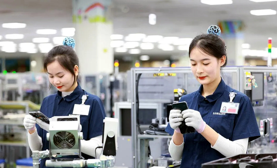 Samsung Việt Nam lãi lớn nhờ AI: Việt Nam đang thành cứ điểm chip toàn cầu