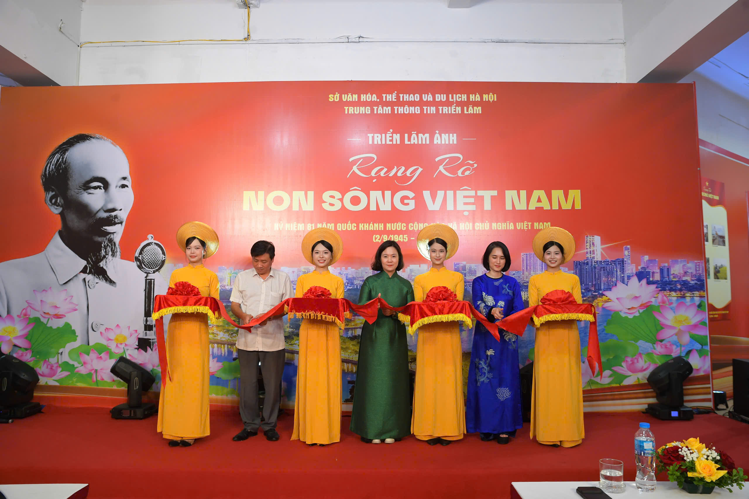 Hai triển lãm ảnh tư liệu lớn viết tiếp ký ức độc lập