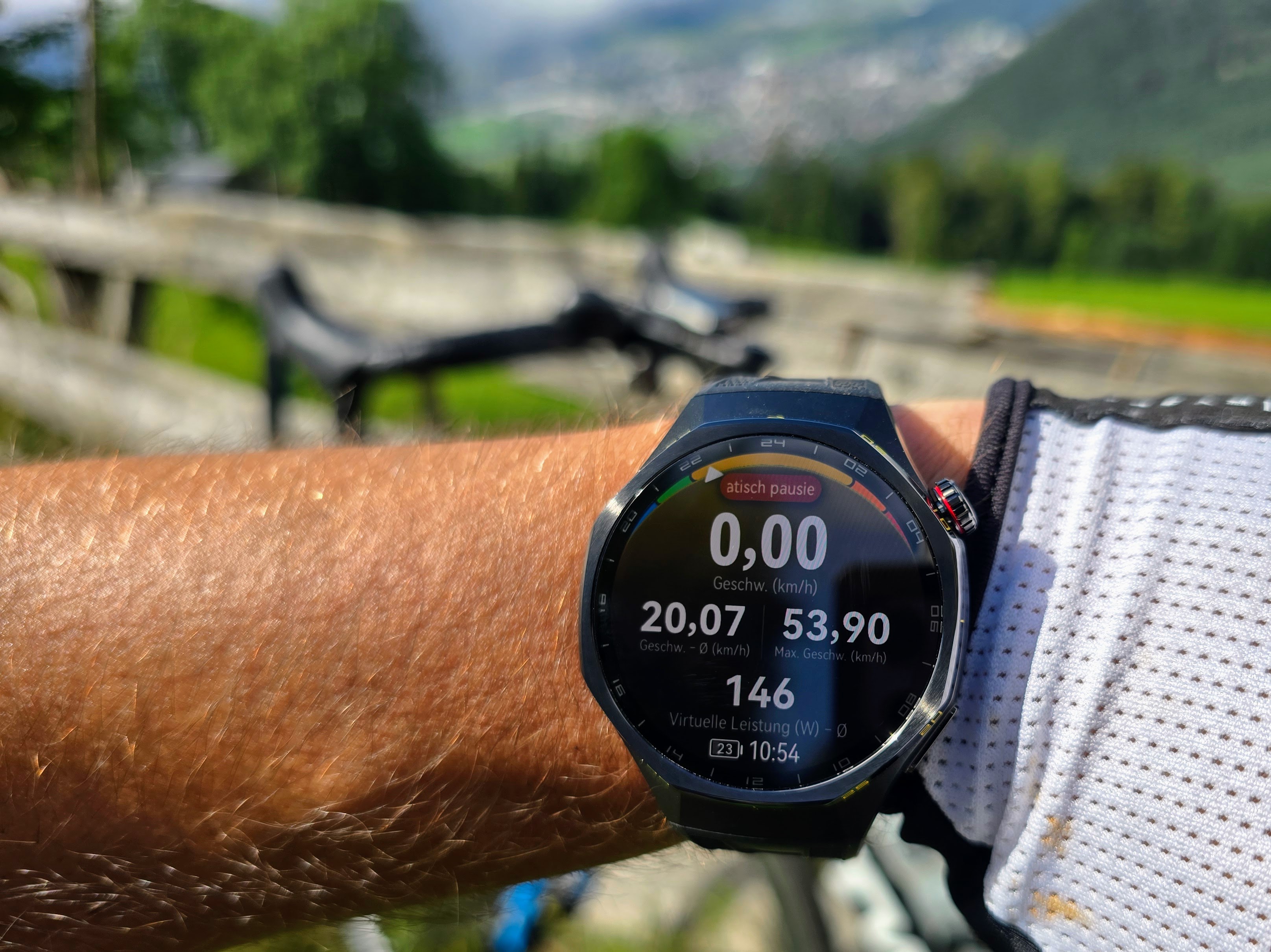Huawei Watch GT 7 Pro: Đồng hồ GPS đa tần số cho dân outdoor