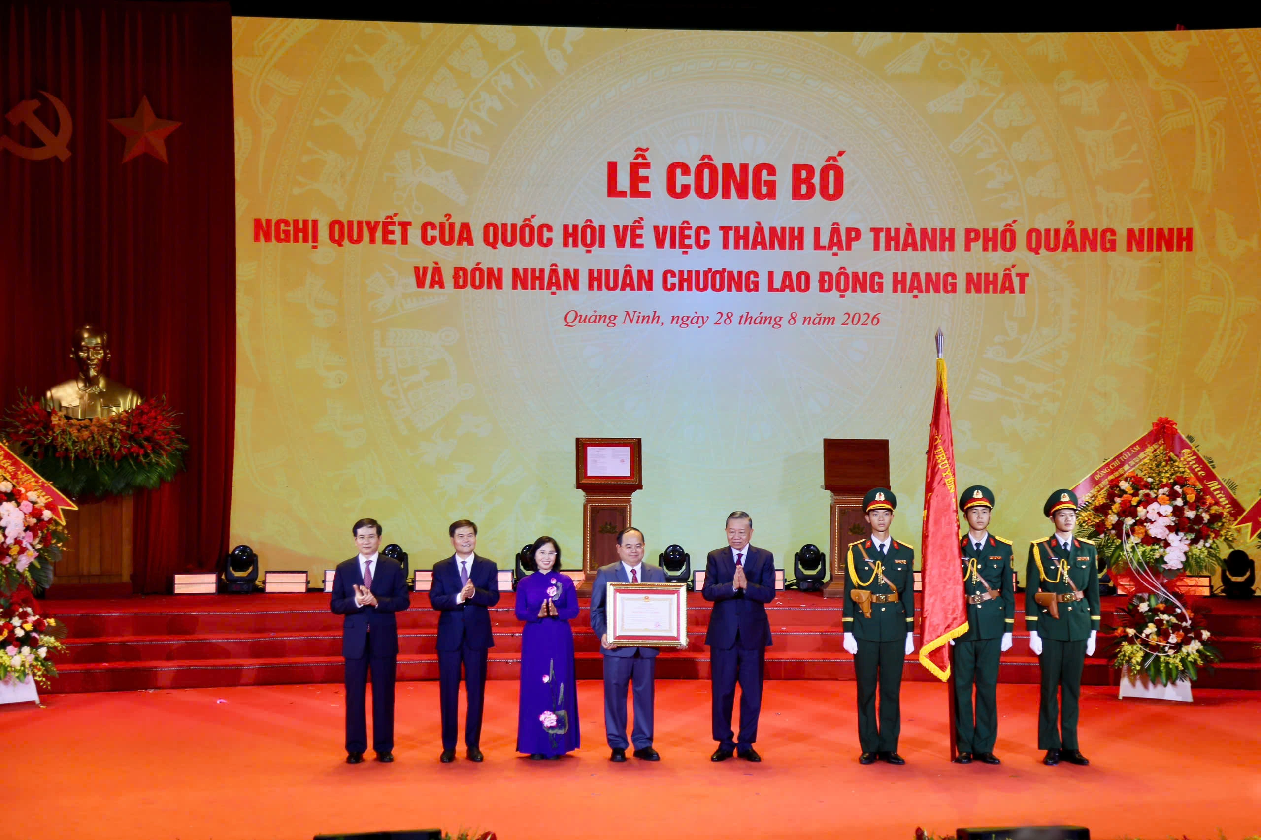 Quảng Ninh thành phố: Cơ hội tăng trưởng xanh và những bài toán khó