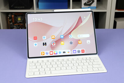Huawei MatePad Air 12 inch và iPad Air: màn hình OLED mờ có đủ sức lật kèo?