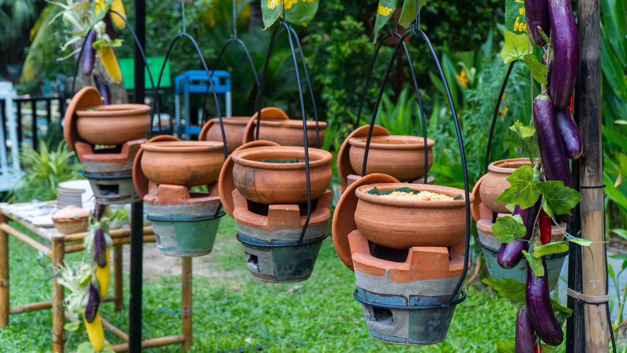 Từ gác bếp vùng cao đến bàn tiệc du lịch