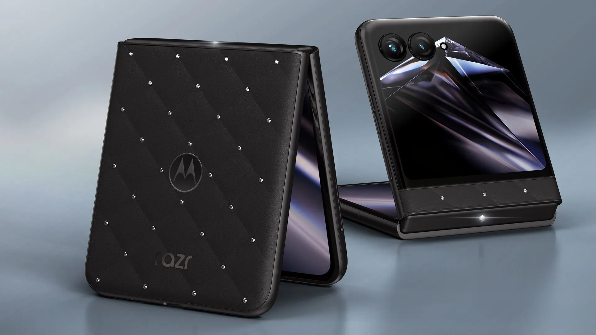 Motorola Razr Swarovski: Có nên nâng cấp từ Galaxy Z Flip8?