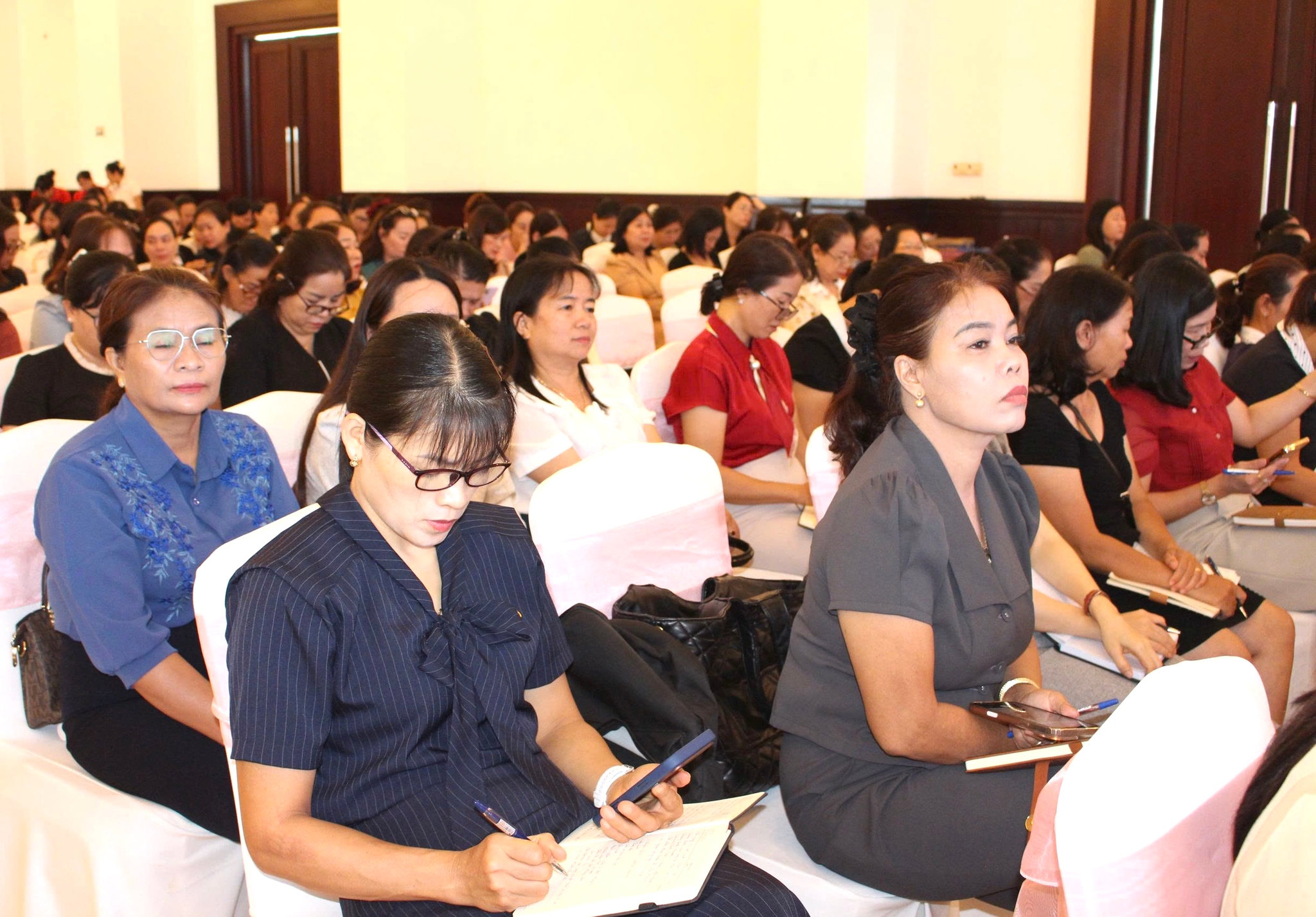 Lâm Đồng và Gia Lai đổi mới sinh hoạt chuyên môn giáo viên: Bước ngoặt cho phát triển đội ngũ