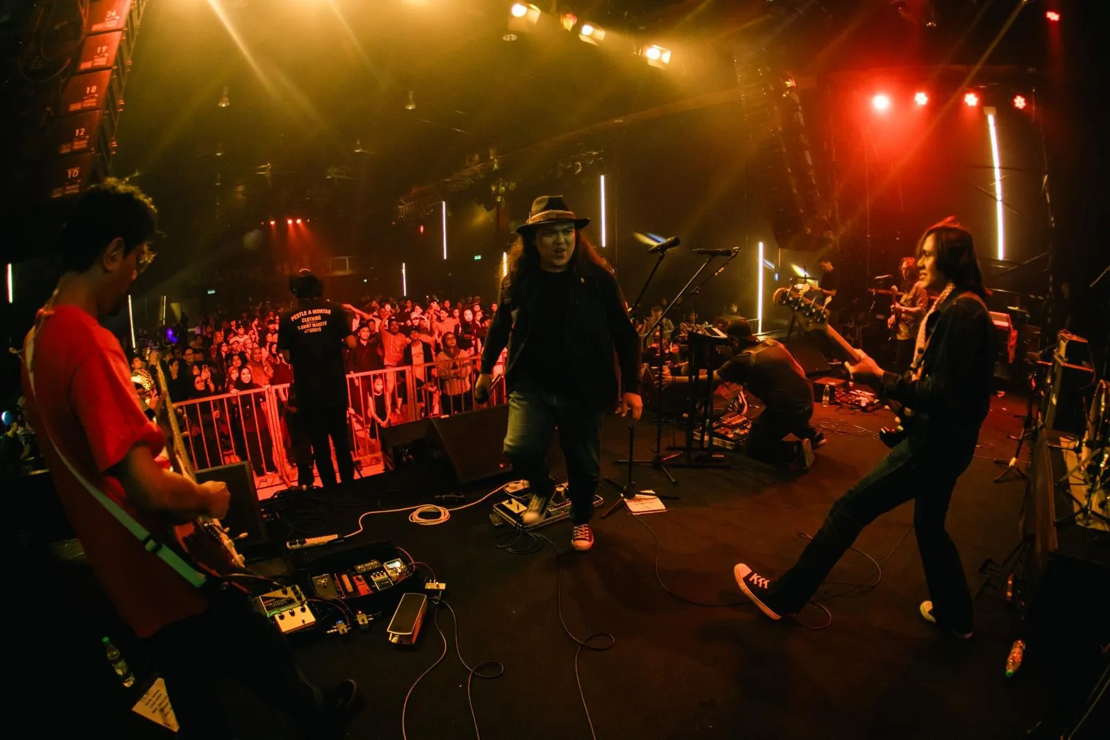 Band Psychedelic Rock Menembusi Pentas Utama Serantau