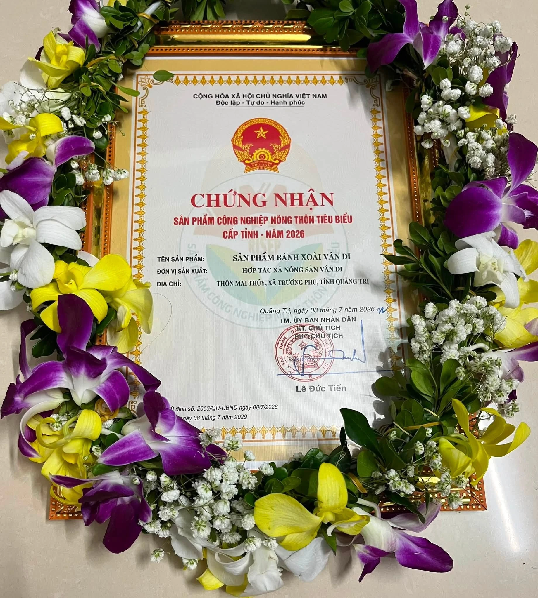 Từ xe bánh tráng vỉa hè đến livestream: Ẩm thực đường phố bước vào thị trường số