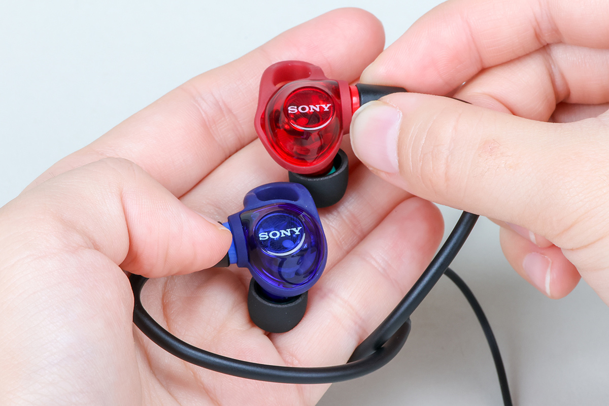 Sony IER-M500: in-ear monitor biểu diễn đáng mua cho performer?