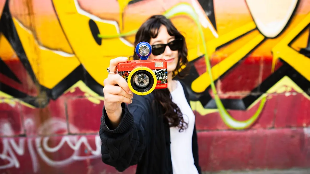 Ống kính sáng tạo độc lạ: Thoát khỏi tiêu chuẩn với Lensbaby và Lomography