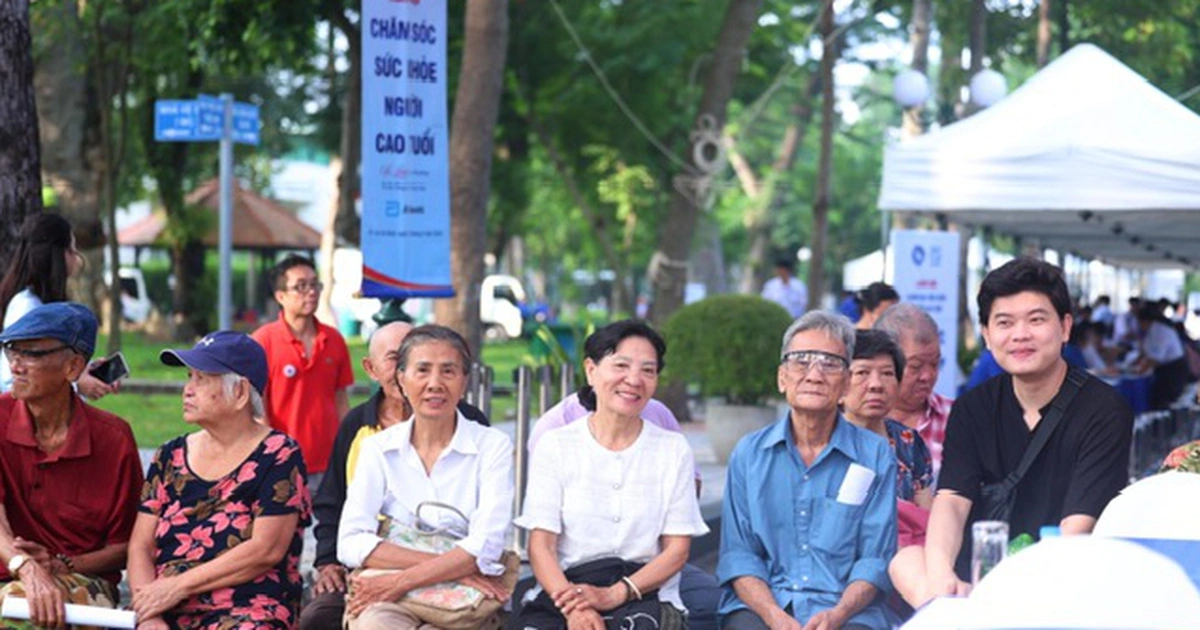 Xây dựng lối sống khỏe mạnh để tuổi già độc lập