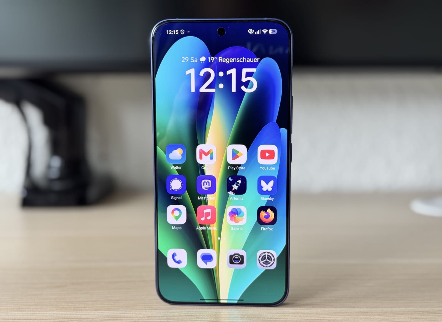 Xiaomi 17 Max camera Leica vs iPhone 15 Pro Max: chọn máy nào?