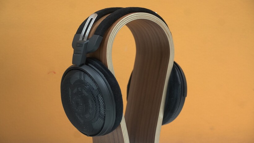 Audio-Technica ATH-ADX3000 vs Noble Audio FoKus Artemis: chọn tai nghe nào cho audiophile khó tính?