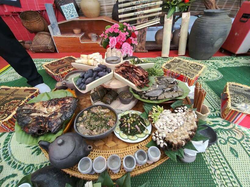 Hội thi ẩm thực dân tộc Mộc Châu: Khi cua đá, cá suối và măng rừng kể chuyện núi rừng