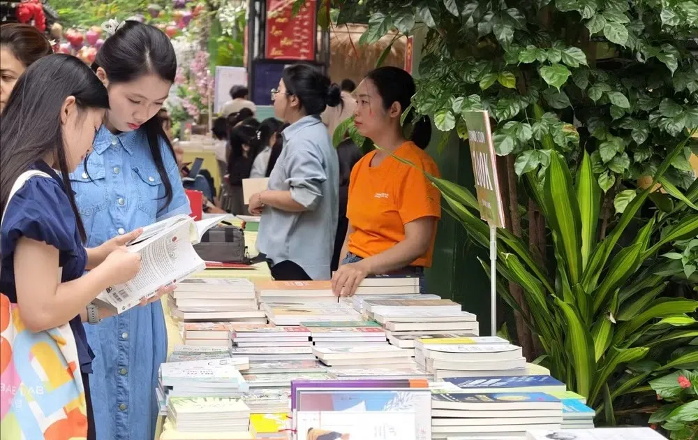 Gia sư AI 24/7 và bước ngoặt hệ sinh thái giáo dục thông minh Hà Nội