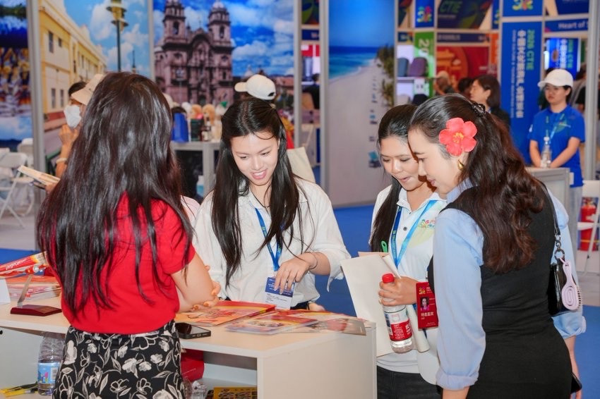 Hà Nội mang chiến lược du lịch chủ động đến hội chợ Thiên Tân