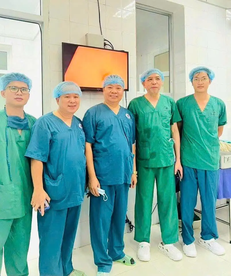 Bác sĩ vùng biên và bài toán đưa y tế đến với người dân