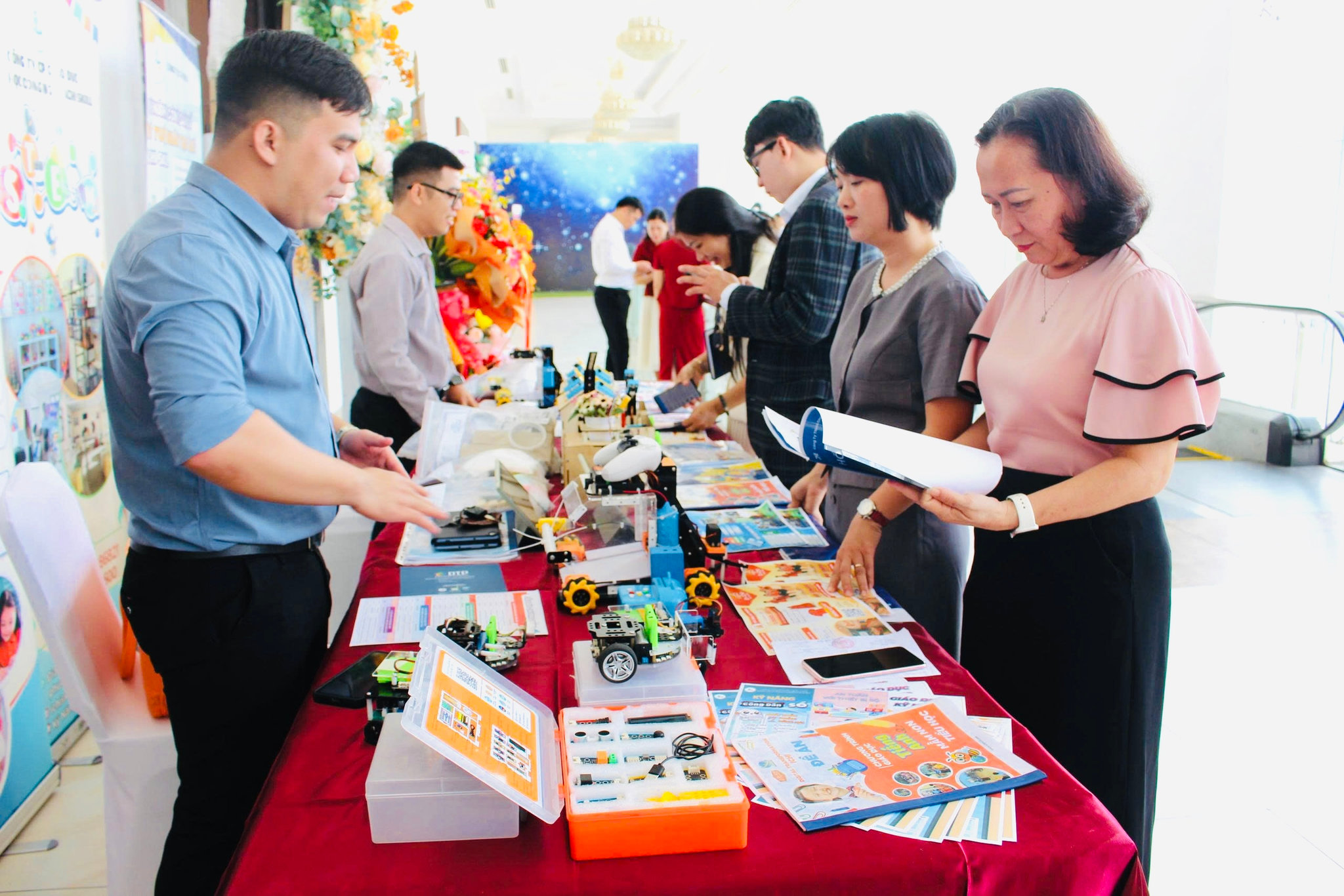 Lâm Đồng và Gia Lai đổi mới sinh hoạt chuyên môn giáo viên: Bước ngoặt cho phát triển đội ngũ