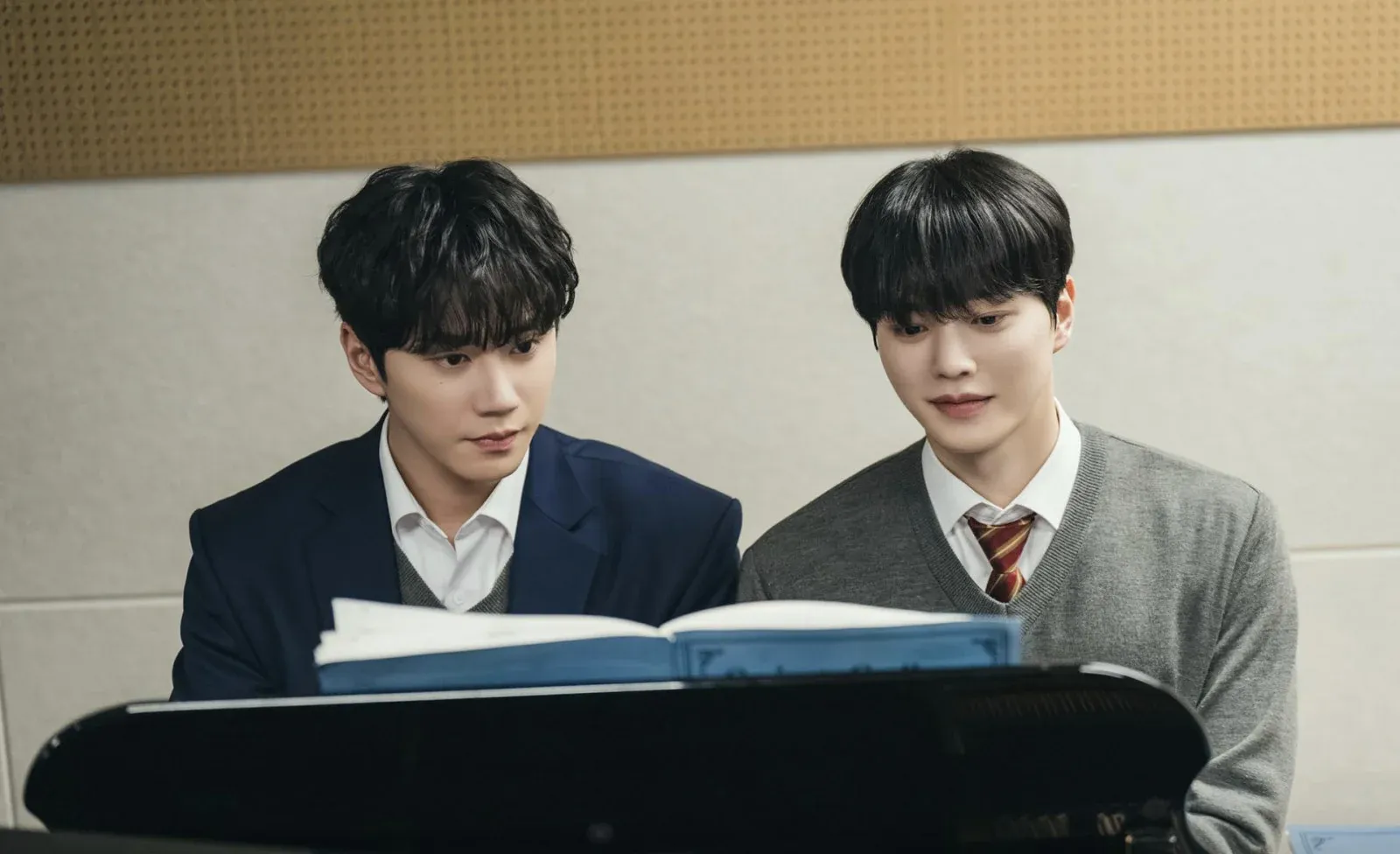 Lee Jun-young: Hướng dẫn xem K-drama từ idol U-KISS đến diễn viên đa năng
