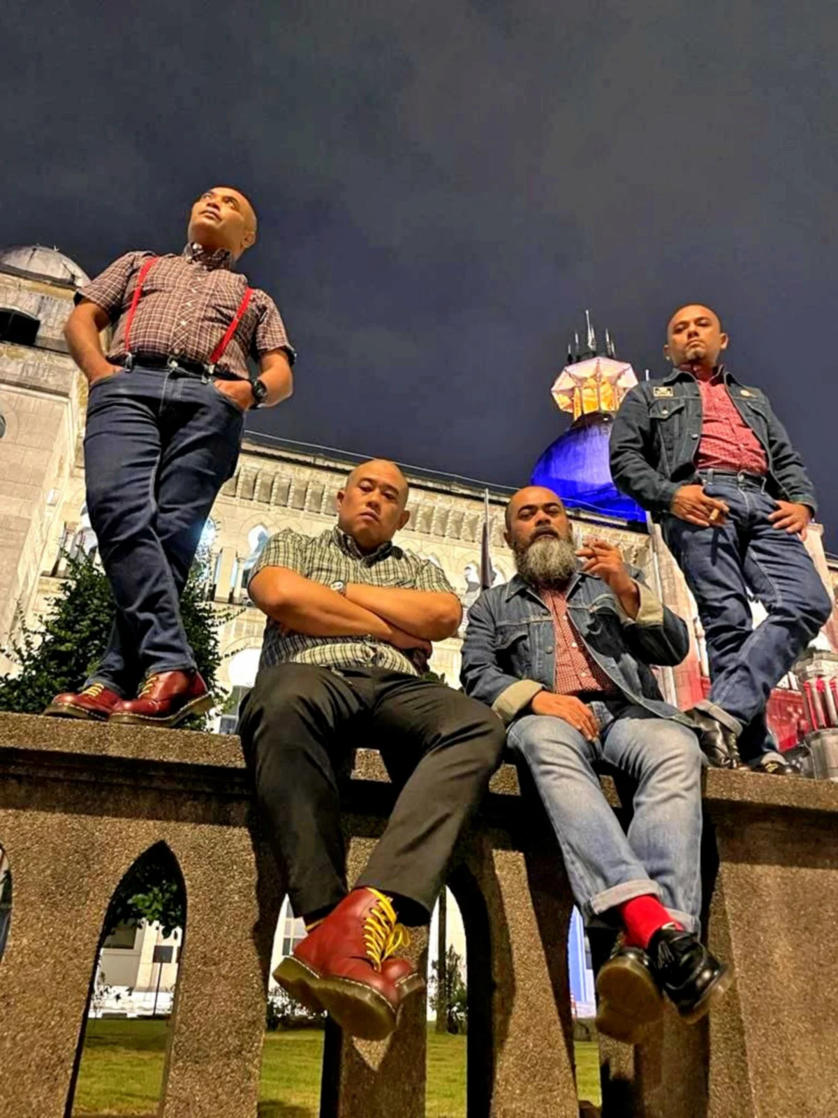 The Suspects Kekal Jati Diri Street Rock Dengan ‘Stand Your Ground’