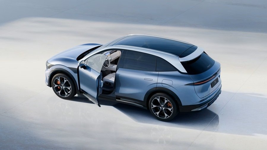 Zeekr 7X và 009: SUV, MPV điện Trung Quốc nhập khẩu có đủ sức thách thức Tesla?
