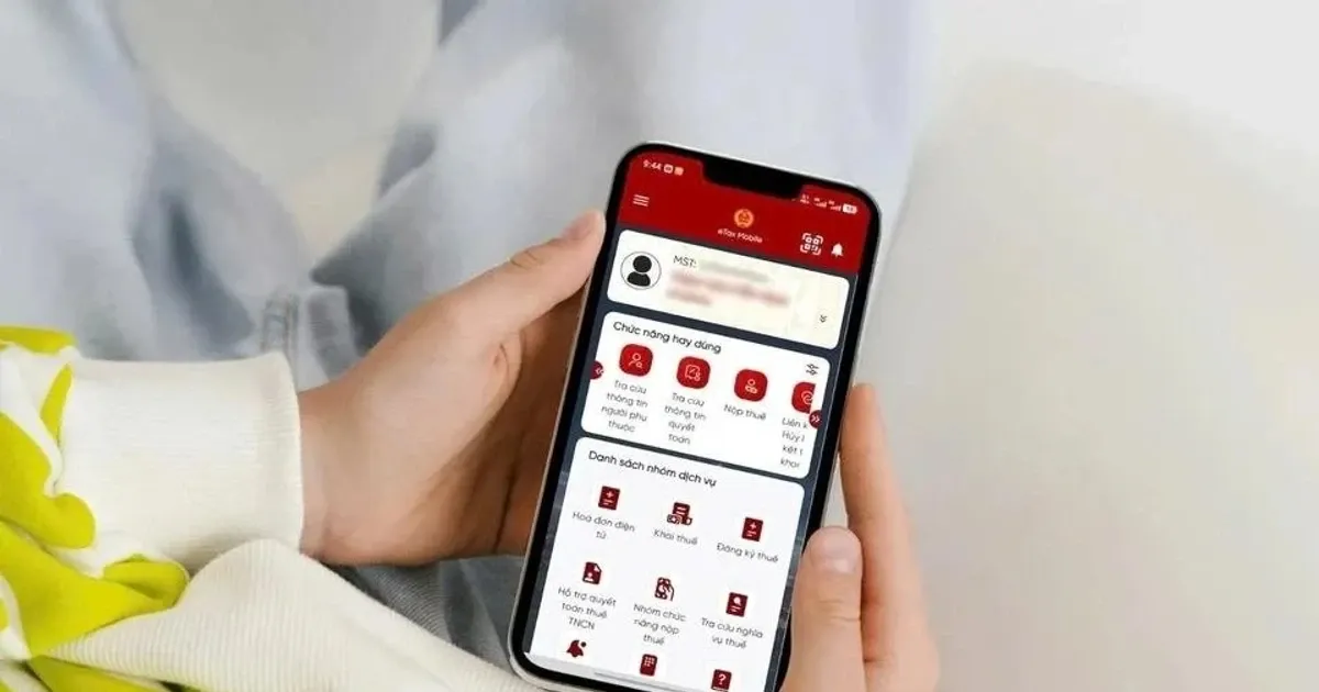 Hướng dẫn tra cứu nghĩa vụ thuế trên eTax Mobile để tránh phạt nộp trễ hạn
