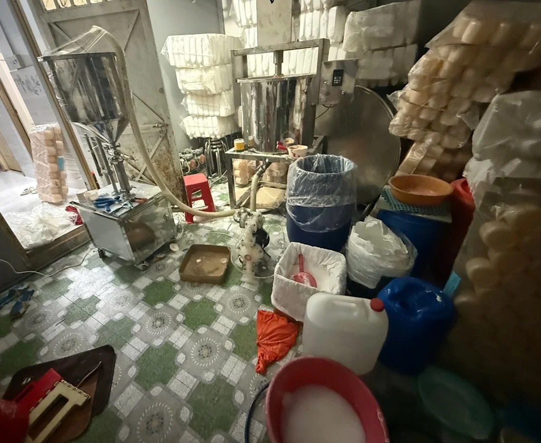 Mỹ phẩm giả và không rõ nguồn gốc: Cái giá đắt cho làn da rẻ