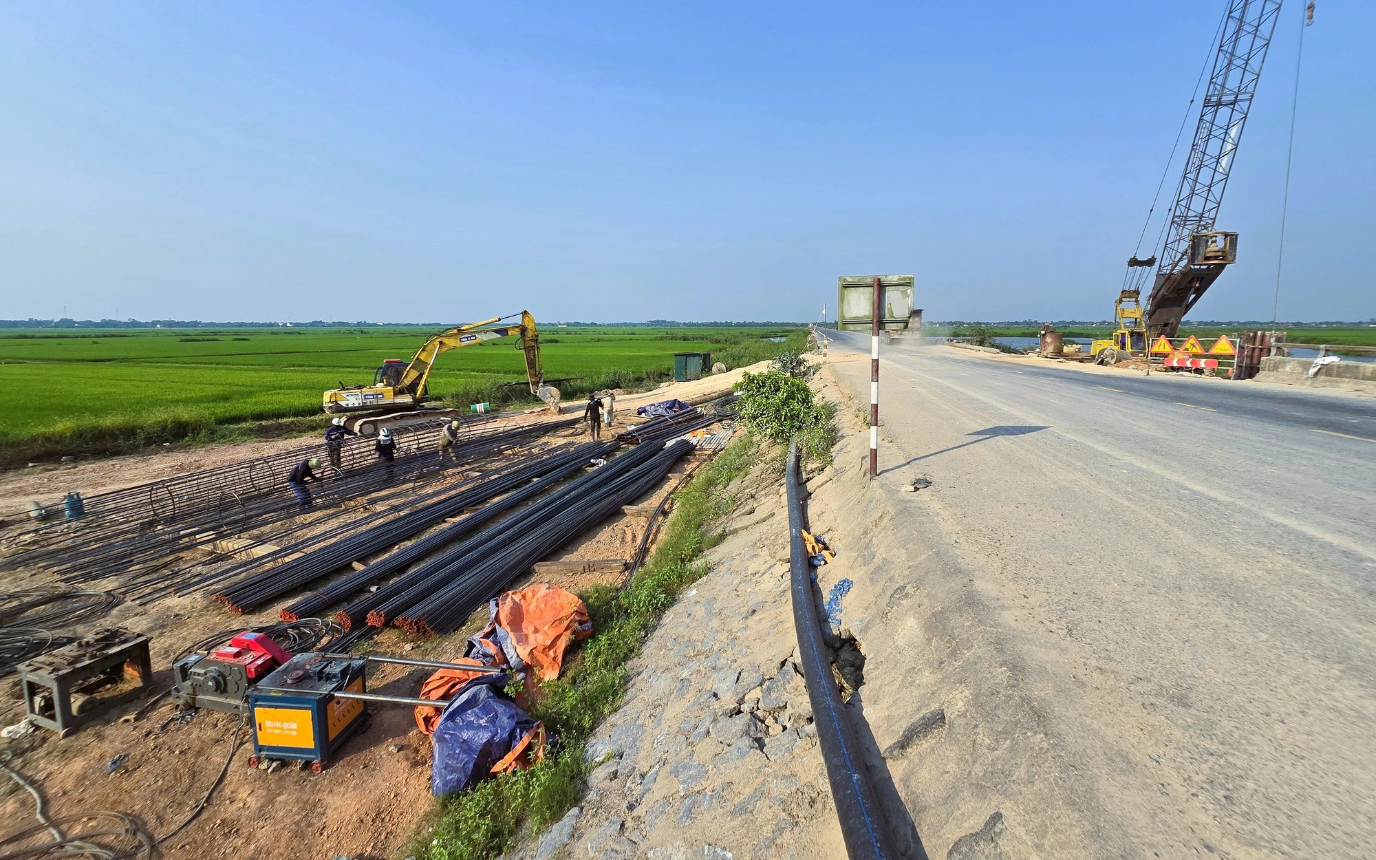 Quảng Trị gỡ 3 điểm nghẽn để tăng tốc Quốc lộ 15D