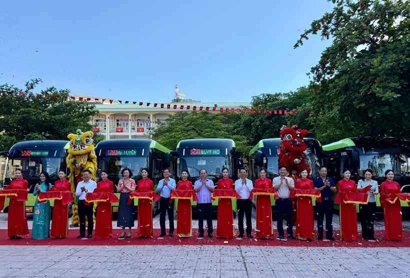 Xe buýt học đường miễn phí ở Quảng Ninh: bước ngoặt cho chính sách hỗ trợ học sinh