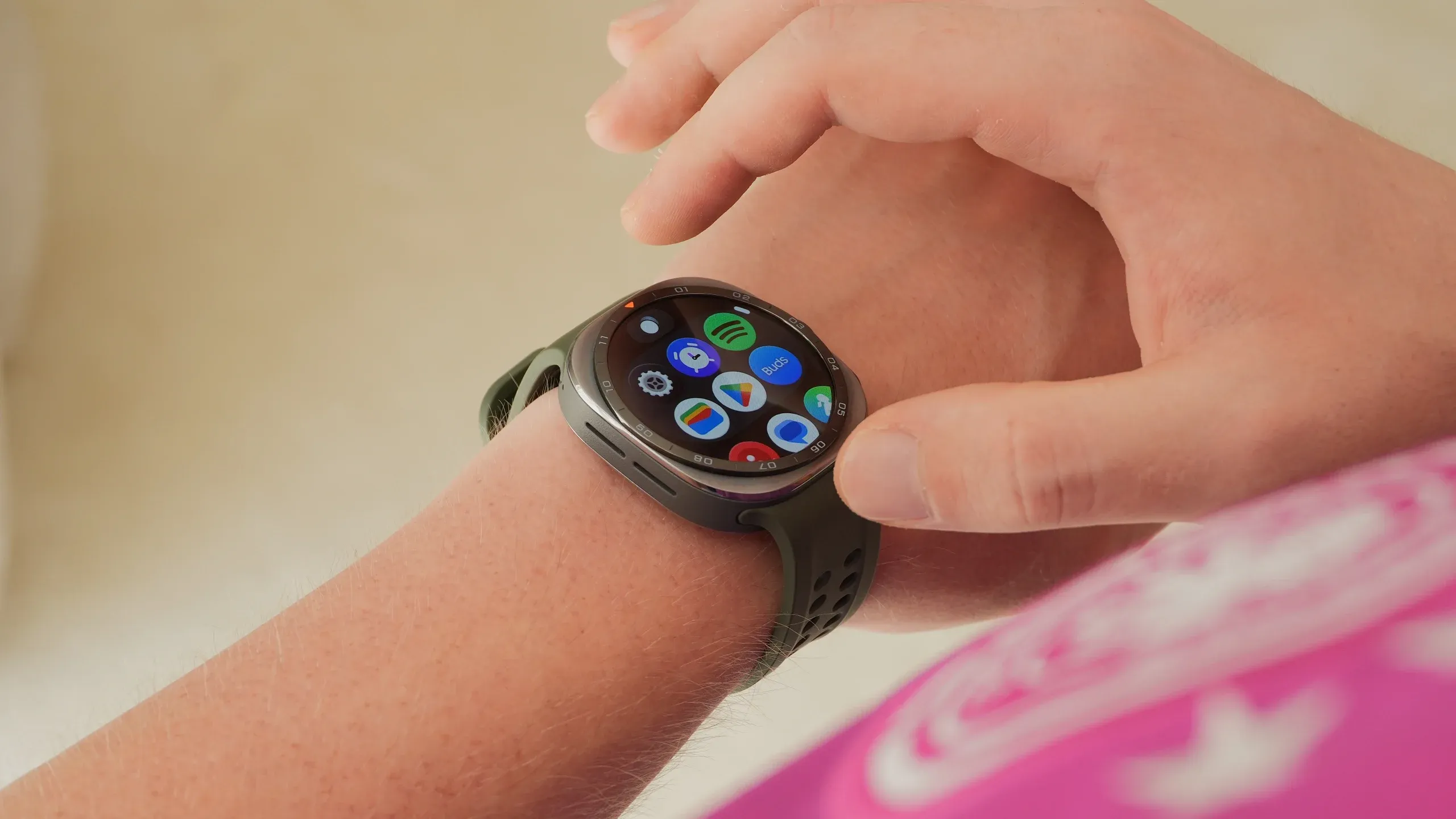 Offline Gemini biến Galaxy Watch 9 và Ultra2 thành trợ lý AI độc lập