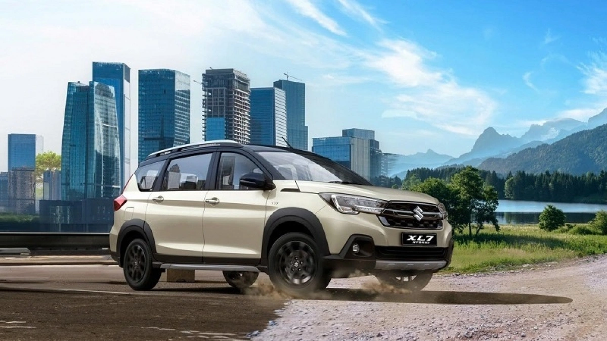 Suzuki XL7 Hybrid giá 599,9 triệu: có đáng mua so với Kia Carens và Honda Odyssey?