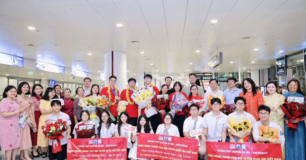 15 học sinh Việt Nam giành huy chương tại Olympic Vật lý ứng dụng: Vinh quang của Hương Giang và bản đồ tài năng mới