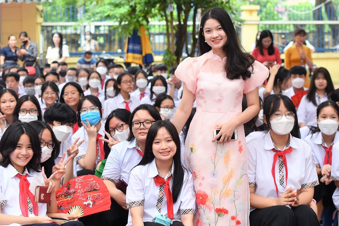 Tại sao phải từ bỏ cuộc đua điểm số để có giáo dục thực chất?