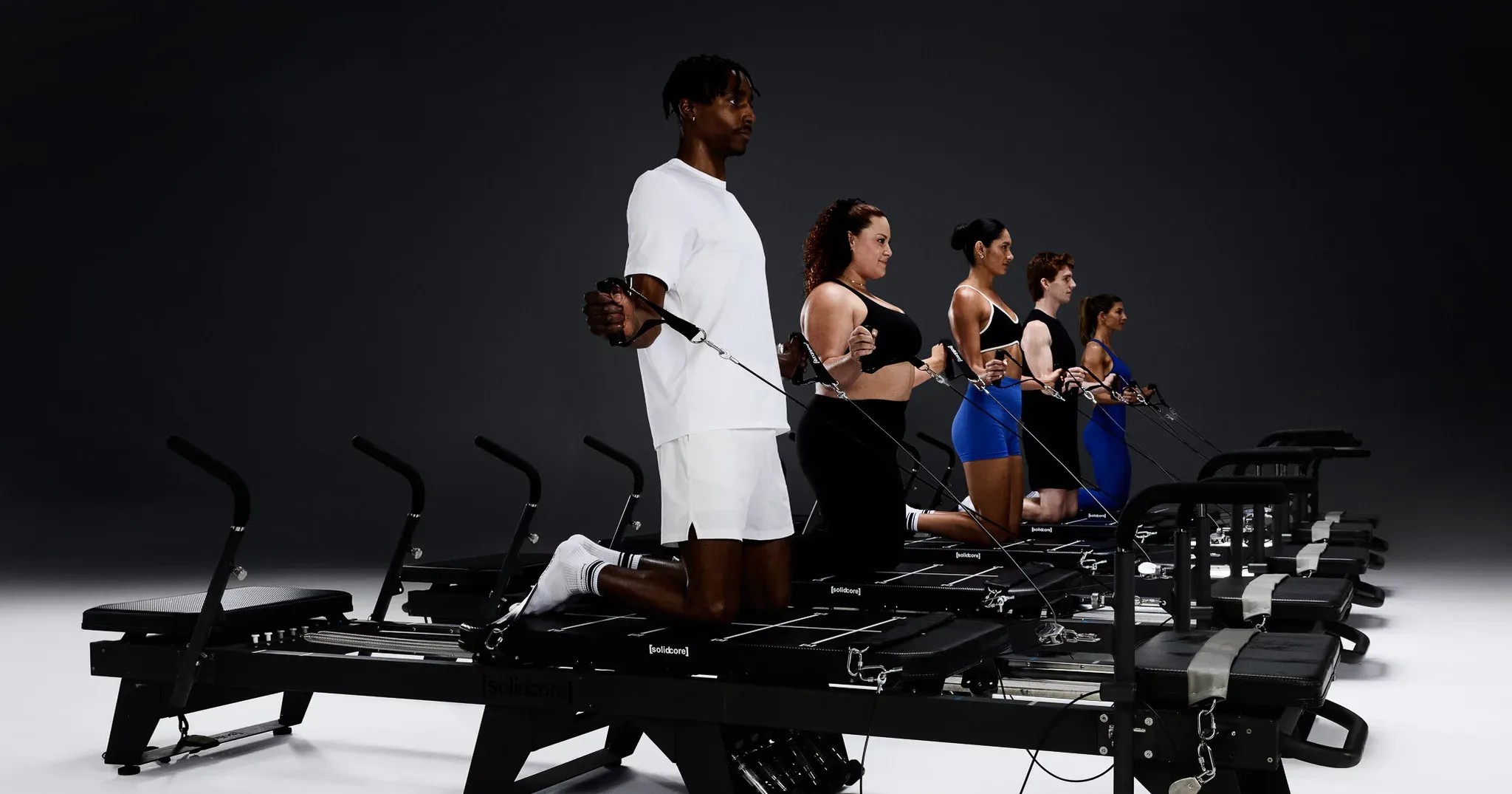 Hướng dẫn chọn trang phục và dụng cụ Pilates cho người mới bắt đầu