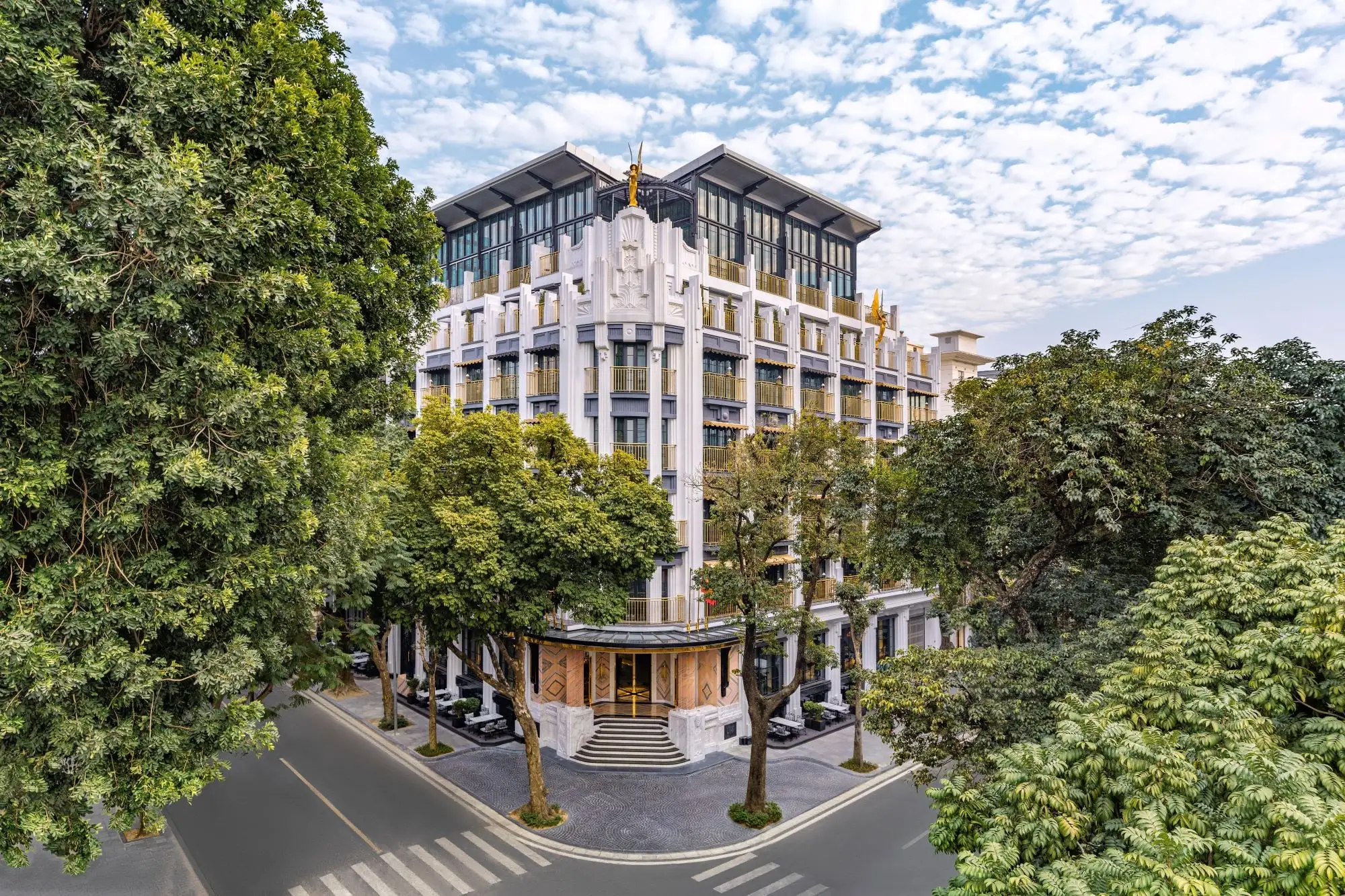 Capella Hanoi vào Top 100: bước nhảy vọt của du lịch hạng sang Việt Nam