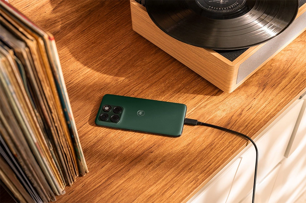Camera 200MP trên Motorola Edge 70 Plus: đỉnh cao tầm trung hay chiêu marketing?