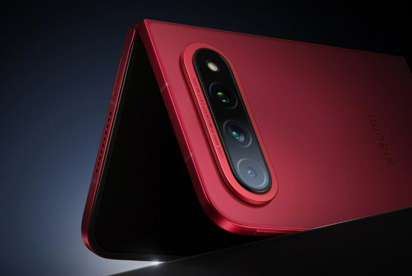 Xiaomi 18 Fold: điện thoại gập “tầm trung” nhưng giá trị có xứng flagship?