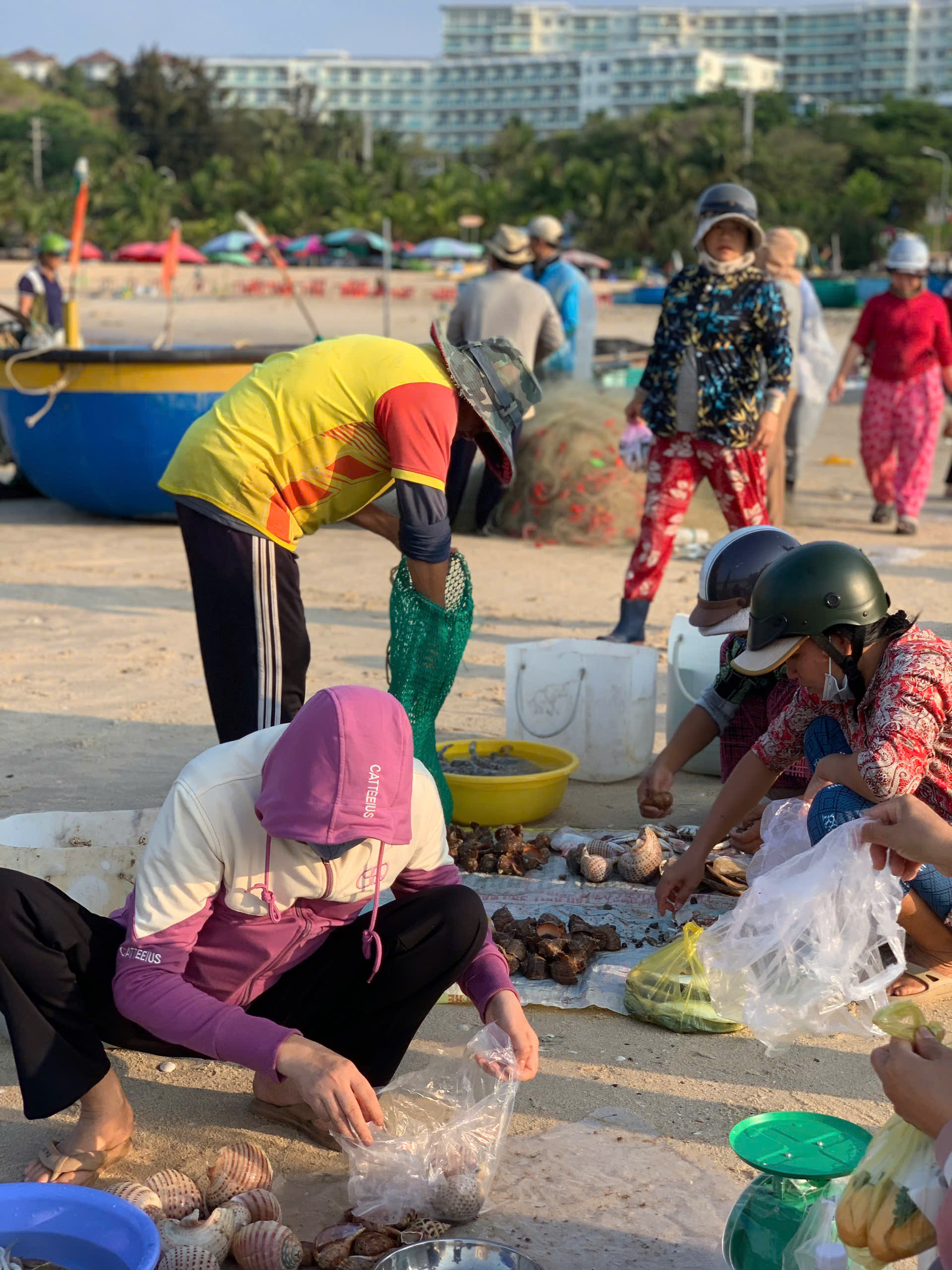 Khám phá làng chài du lịch với ngân sách tiết kiệm
