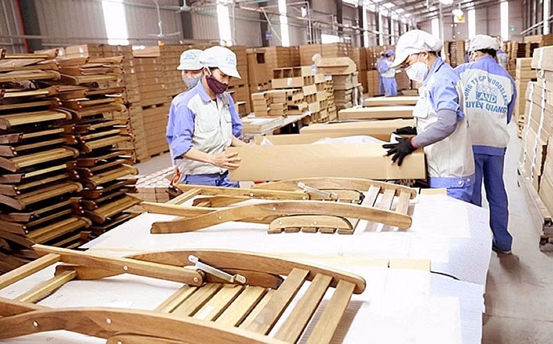 Ngành gỗ Việt từ gia công sang thiết kế: đường thoát bẫy giá rẻ