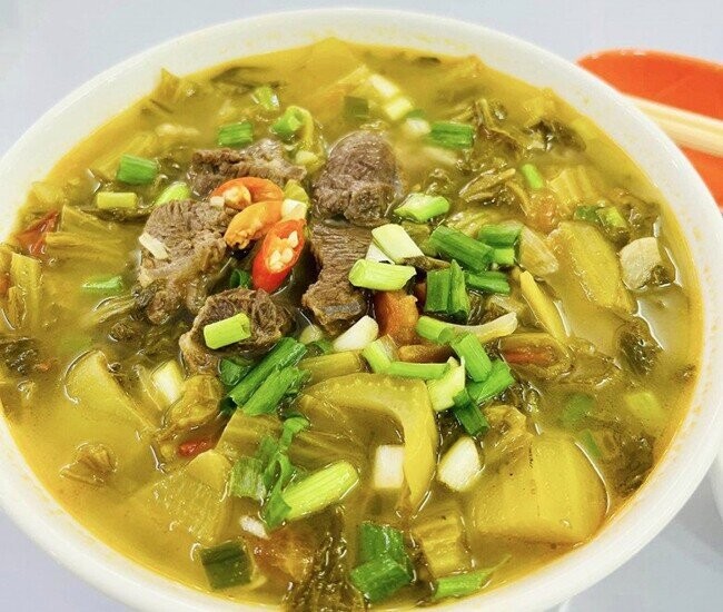 Canh chua mát lạnh cho ngày hè nóng bức: 6 công thức dễ làm