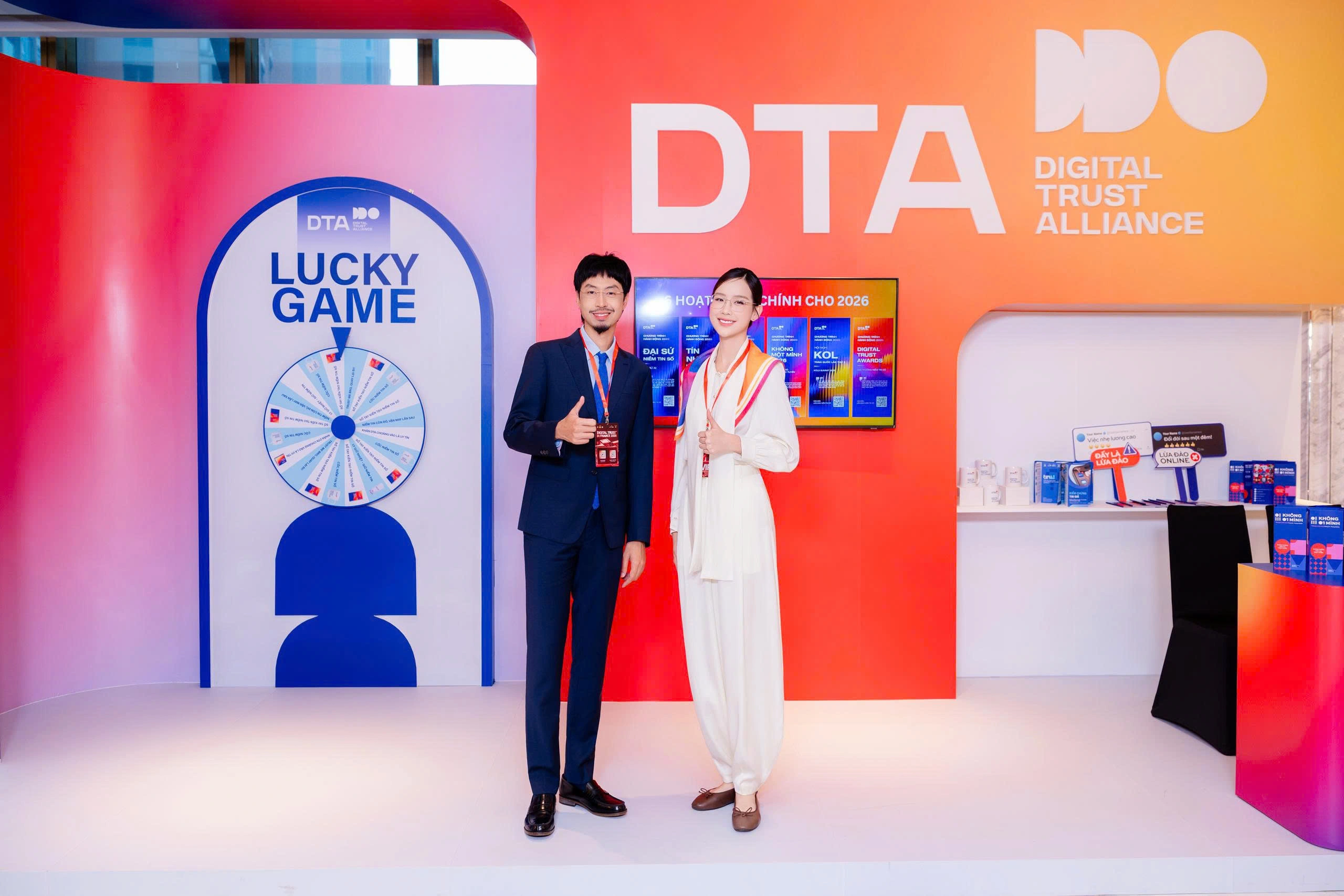 KOL Summit: Khi nghệ sĩ Việt Nam đối mặt AI và khủng hoảng niềm tin