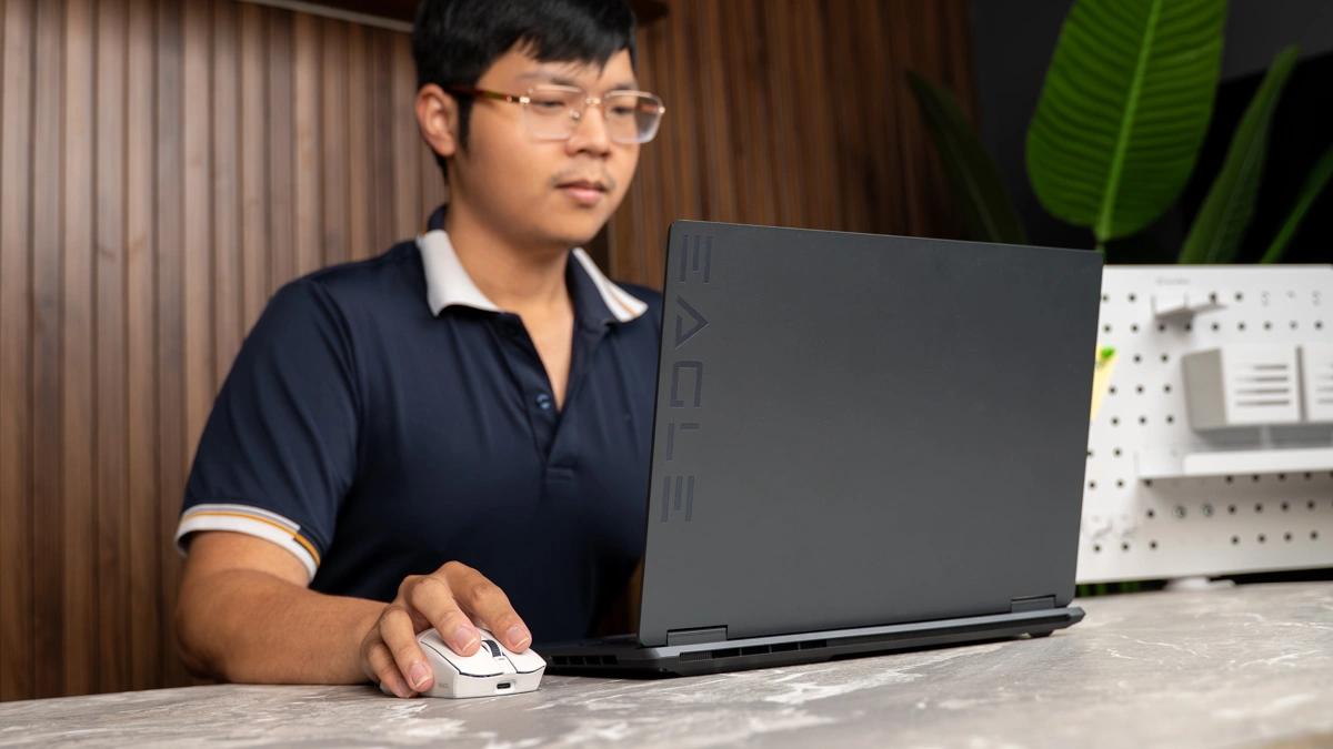 RTX 5060 vs RTX 4050: Chọn GPU nào cho laptop gaming 30-35 triệu?