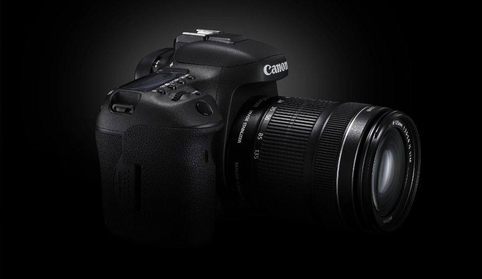 Vì sao DSLR vẫn thống trị thị trường máy ảnh cũ và nhiếp ảnh thể thao?