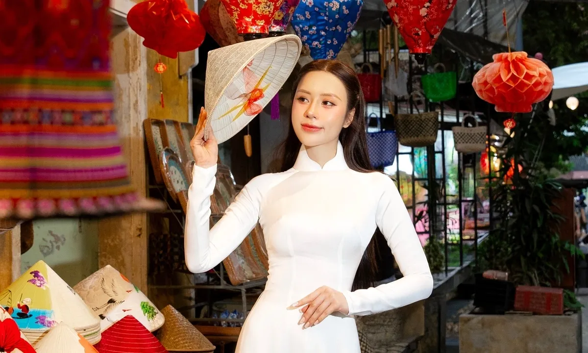 Từ Hoàng Thùy Linh đến Tô Diệp Hà: Học phong cách OOTD đời thường