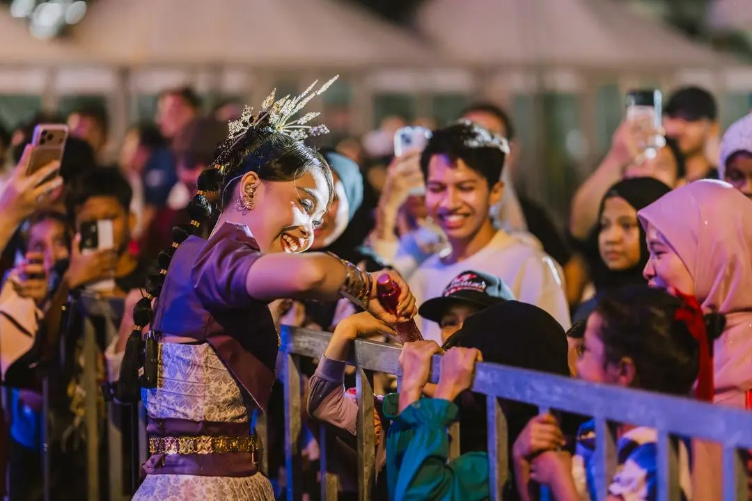 Wani Kayrie, Wany Hasrita dan Asmidar Bersinar di Pentas Utama Cultural Night